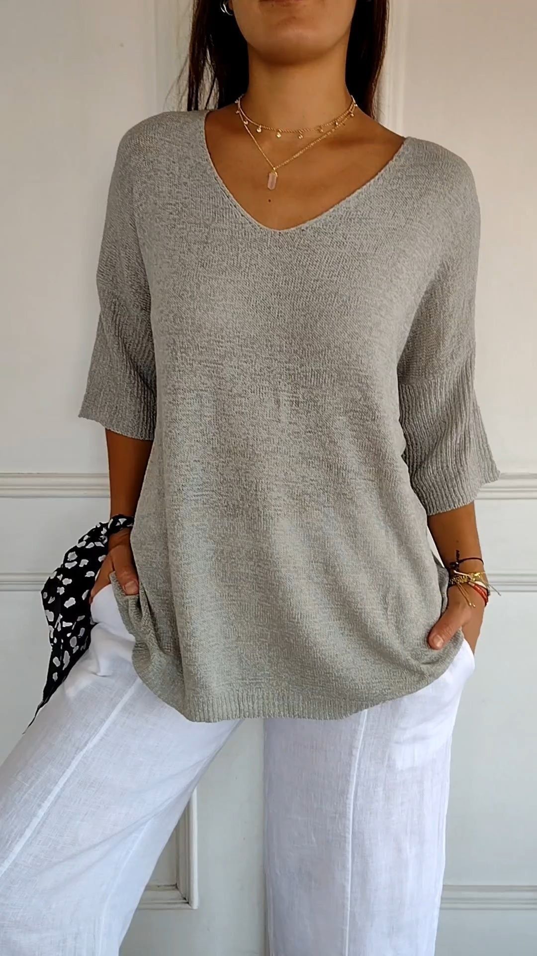 🥰Solid Color Knitted V-neck Top