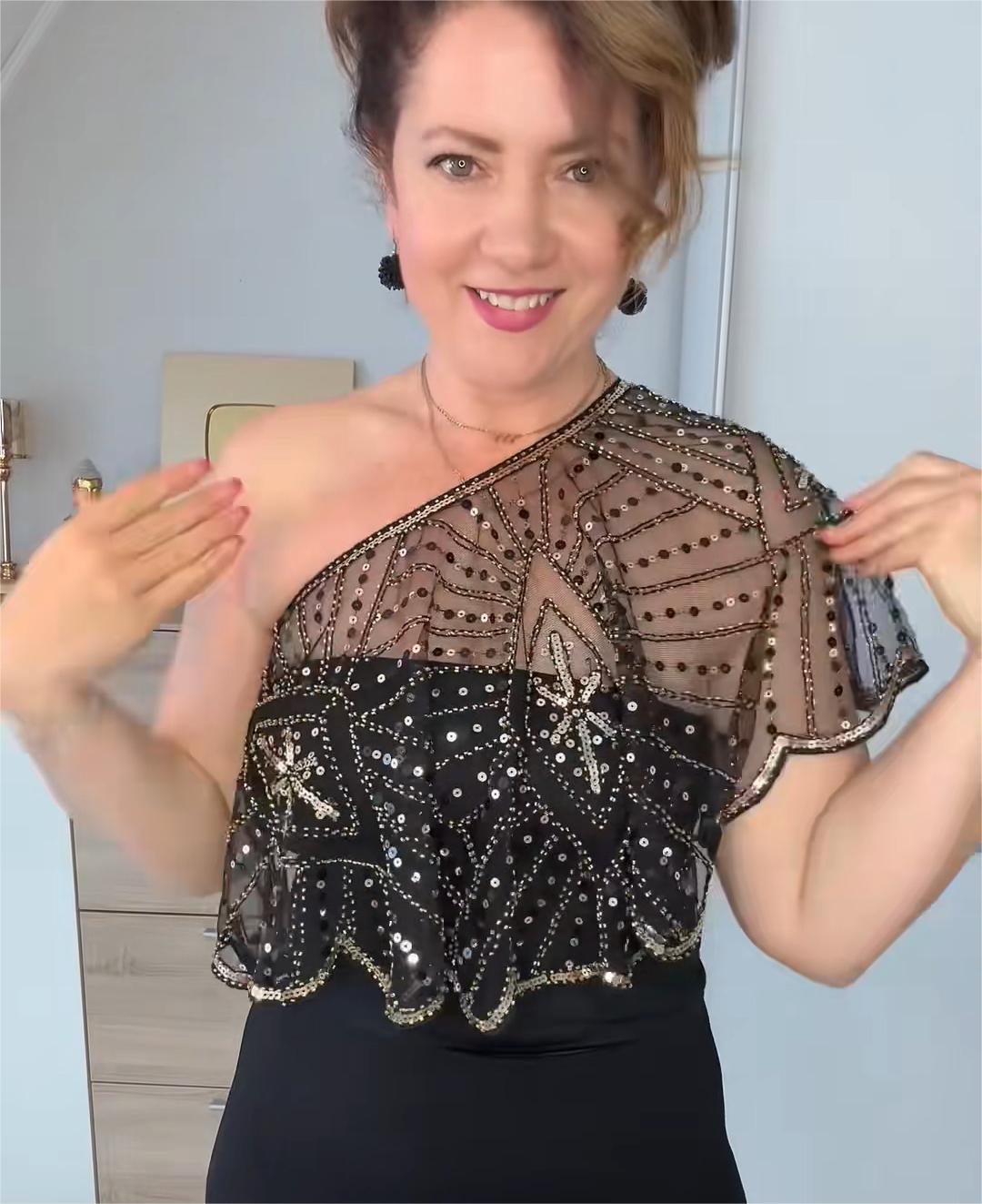 š„ Vintage Lace Beaded Shawlš„
