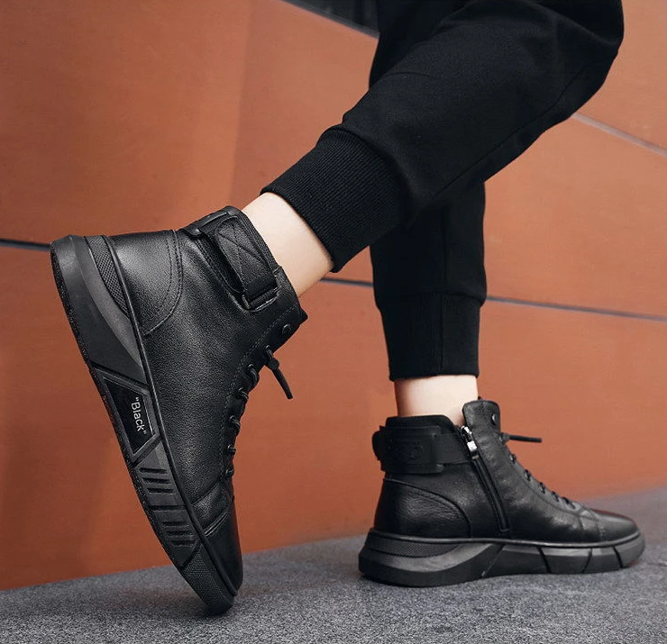 š Hot Sale 49% OFF š„MARTINI' BLACK LEATHER BOOTS