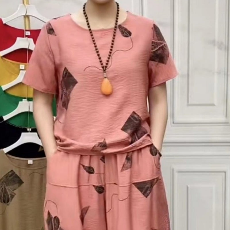 🌈lots of people are repurchasing-❤️Women’s Printed Short-Sleeved Top & Cropped Pants Set  ✨👚👖