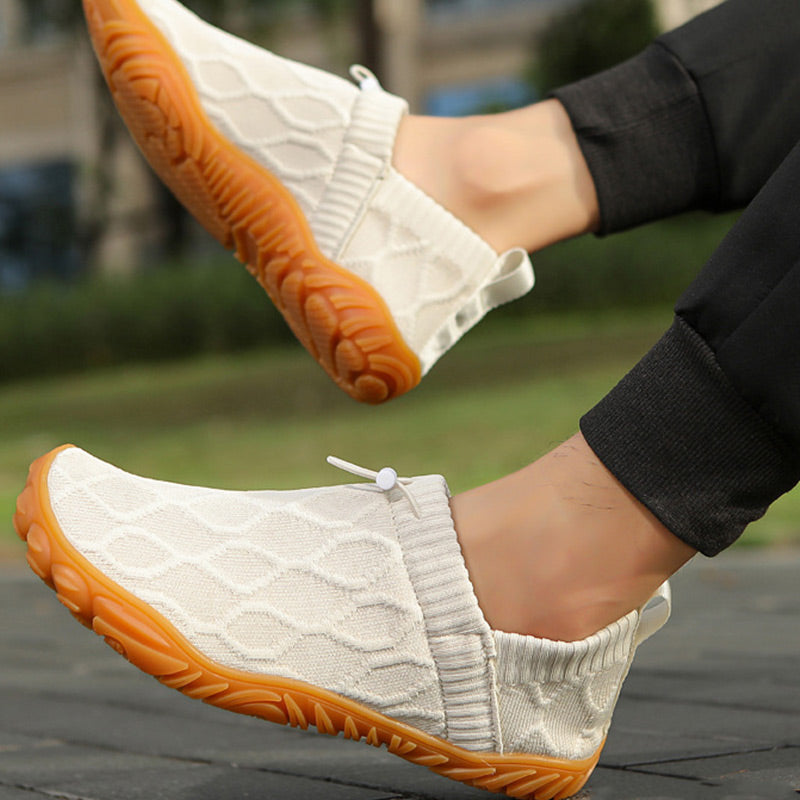 Non Slip Quick-Drying Slip On Knitted Sneakers