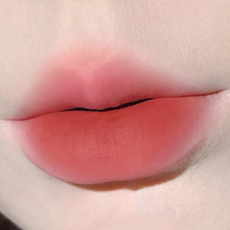 💄Matte Rotating Smooth Lasting Lip Glaze