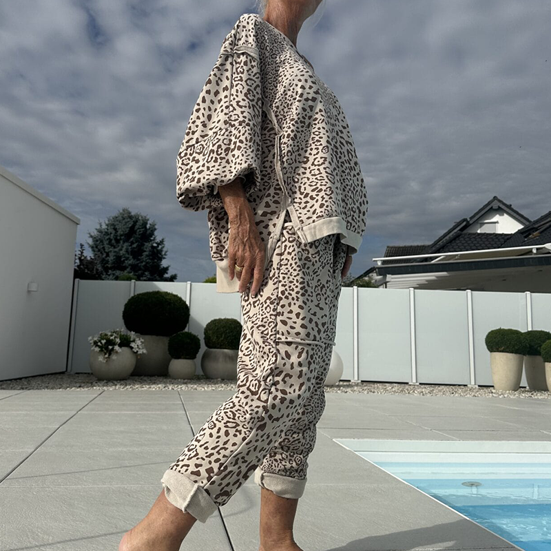 Shipping Free - Women's Leopard Print Top & Pants 2-Piece Set ☕