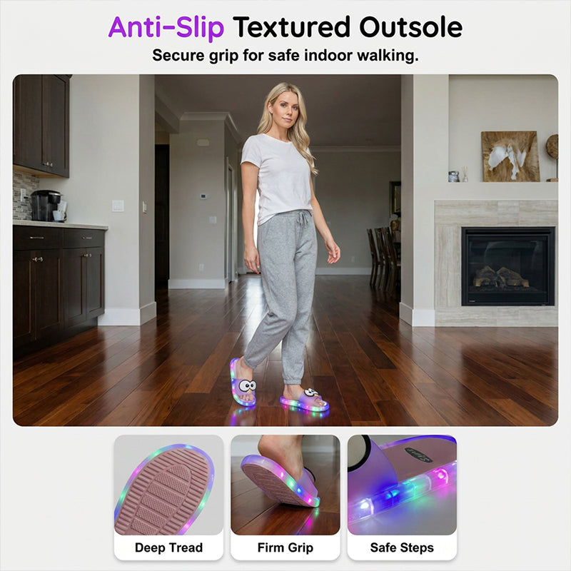 👣👣Cute slippers with cartoon motifs that glow
