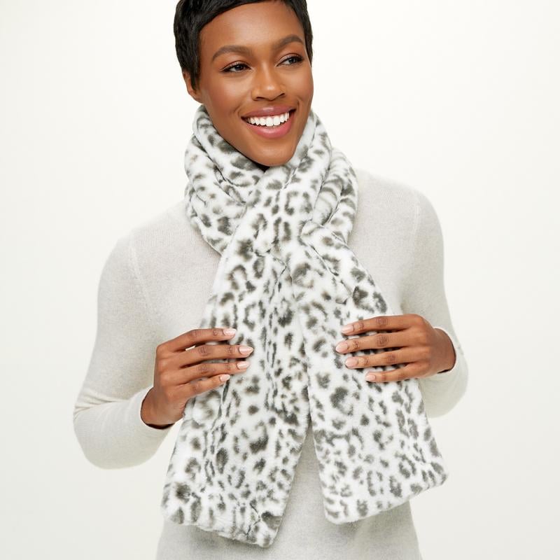 🎁Christmas Sale 49% OFF❄️ Faux-Fur Pull-Through Scarf with Hidden Pocket