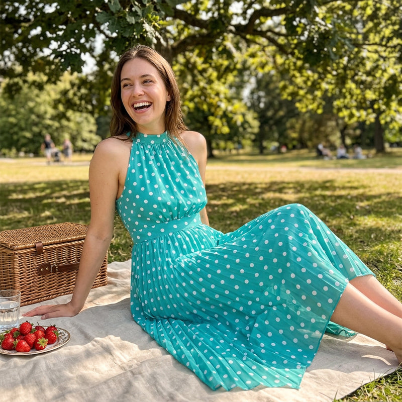 👗 LIMITED-TIME 50% OFF! ✨ Polka Dot Halter Neck Dress – Flowy, Flattering, Retro-Chic 🌼