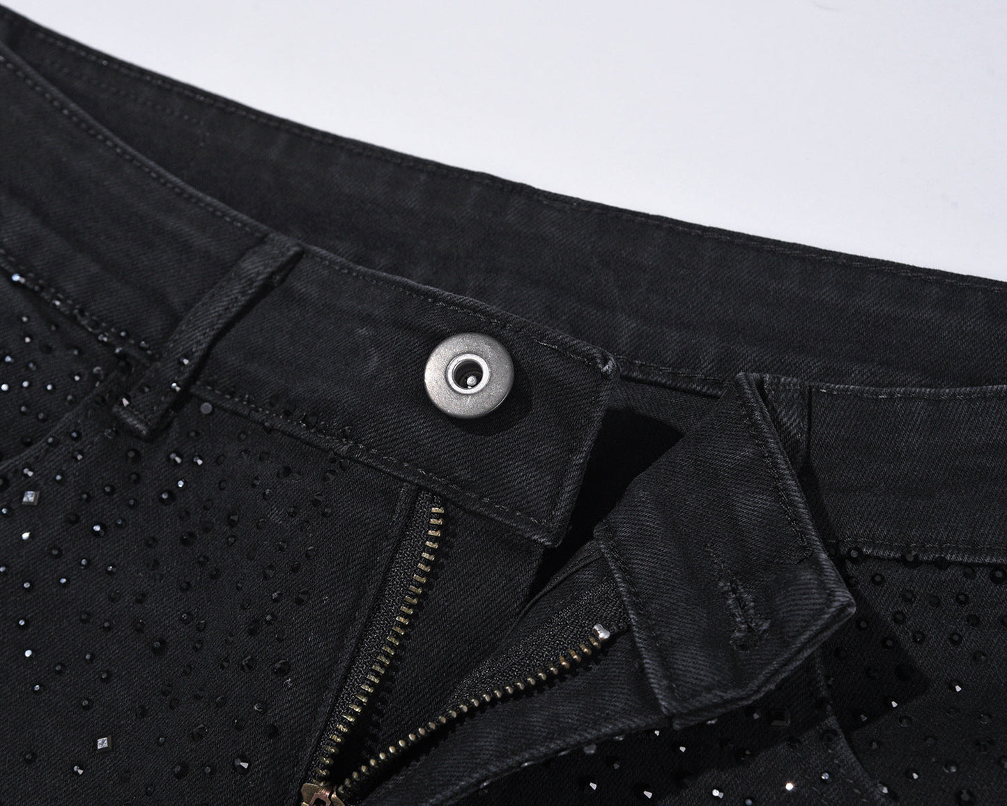 💥Christmas Sale 49% OFF👖 Rhinestone Embellished Slim-Fit Black Denim Jeans - Stretch Comfort with Sparkling Waistband for a Dazzling Look 💎🖤