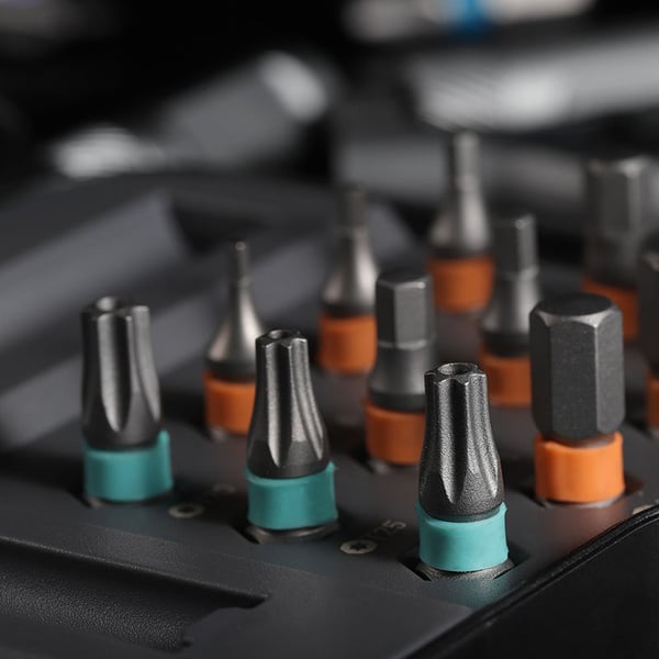 ⏰ LIMITED TIME 50% OFF! 🔥🛠️ 24-in-1 screwdriver set – Magnetic, compact, and portable, ideal for repairs and DIY projects 🔧📦