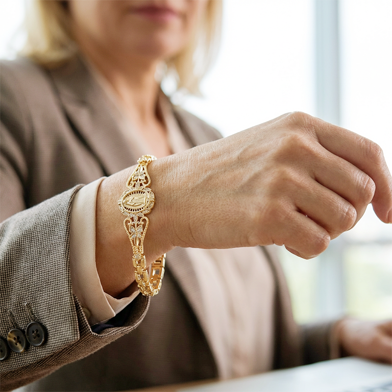 📿 50% OFF NOW! 🌸 Elegant Hollow Flower Virgin Mary Bracelet – Delicate Design, Hypoallergenic & Perfect for Daily Faith-Inspired Wear ✨