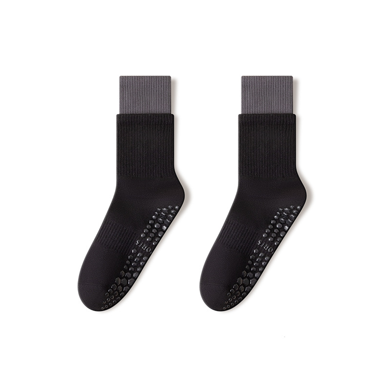 Cloud-Soft Pilates Crew Grip Socks