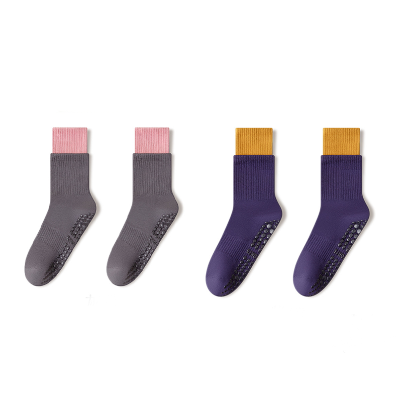 Cloud-Soft Pilates Crew Grip Socks
