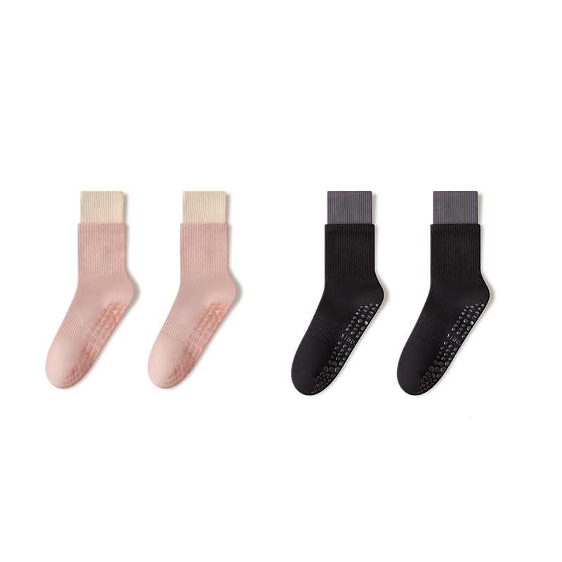 Cloud-Soft Pilates Crew Grip Socks