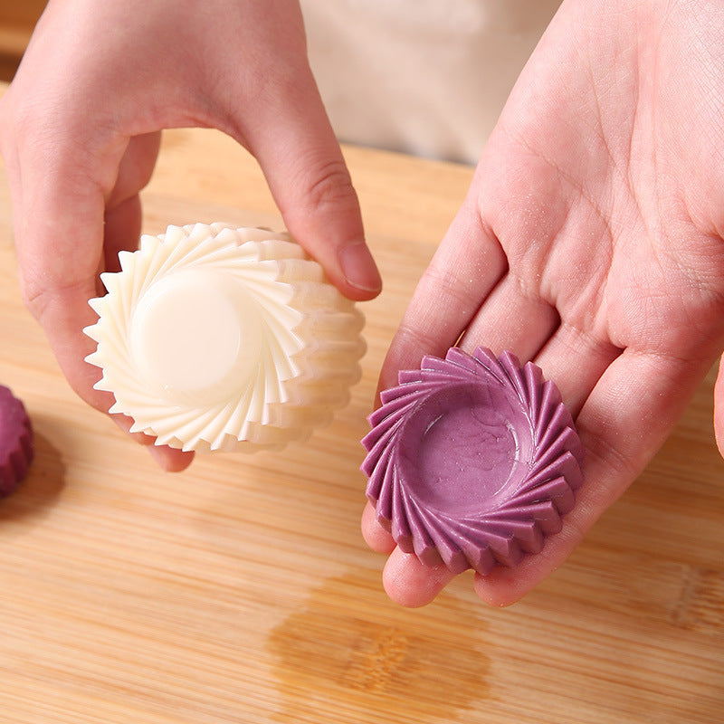 Creative Double-Ended Pastry Mold